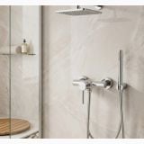 Baterie perete dus FDesign Flusso Crom – ambient baie, baterie perete dus cromata cu para ploaie si duplex