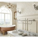Suport prosoape cu portprosop FDesign Lacrima Crom – ambient baie, baie clasica cu cada cupru si suport prosoape crom, pe perete