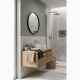 Gresie Cemento White 20x20 cm – ambient baie, baie moderna cu mobilier lemn si oglinda rotunda, pe pardoseala