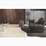 Gresie Imitatie Lemn St Regis SR 10 Bianco 20x120 cm – ambient living, living modern cu canapea gri si pardoseala lemn deschis
