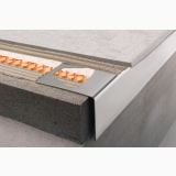 Profil Picurator Balcon/Terasa Schluter RW Bara 25 mm 2.5 ml – detaliu, profil metalic la muchia terasei cu izolatie termica
