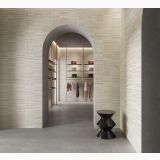 Gresie Terre Cenere 60x120 cm – ambient comercial, spatiu comercial cu arcada, pardoseala gri, taburet negru