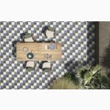 Gresie Terre Garzate Guado 20x20 cm – ambient terasa, terasa exterioara cu masa lemn si plante verzi, pe pardoseala
