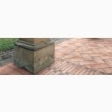 Gresie Imitatie Cotto Carpegna HRN06 15x15 cm – ambient exterior, terasa exterioara cu gresie tip cotto si soclu piatra, pe pardoseala