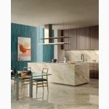 Faianta tip Brick - Progetto PO 22 Topazio Brick 7.5x40 cm – ambient bucatarie, bucatarie moderna cu insula marmorata si perete teal caramida