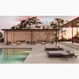 Gresie de exterior Nuances Tortora 60x120x2 cm – ambient terasa, terasa piscina cu pergola, canapele si sezlonguri la apus, pe pardoseala