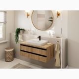 Baterie Lavoar Hansgrohe Vernis Blend 70 Finisaj Negru Mat – ambient baie, baterie neagra mata pe lavoar suspendat, mobilier lemn, pe perete
