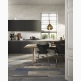 Gresie Sant Agostino Yorkwood Navy 20x120 cm – ambient bucatarie, bucatarie moderna cu pardoseala imitatie lemn nuante albastrui