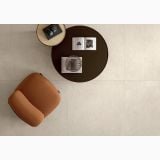 Gresie Portelanata Sensoria HSO 11 Naturale 60x120 cm – ambient living, vedere de sus cu fotoliu portocaliu si masuta neagra, pe pardoseala