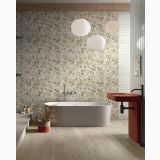 Gresie Deco Studio Wildflowers 60x120 cm – ambient baie, baie eleganta cu cada ovala si perete floral