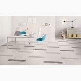 Gresie Digitalart Ecru 60x60 cm – ambient living, birou modern cu gresie in dungi gri-alb, pe pardoseala