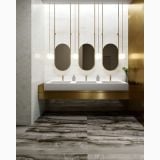 Gresie Akoya Ocean Mat 60x120 cm – ambient baie, baie luxoasa cu oglinzi ovale si lavoare suspendate aurii, pe pardoseala