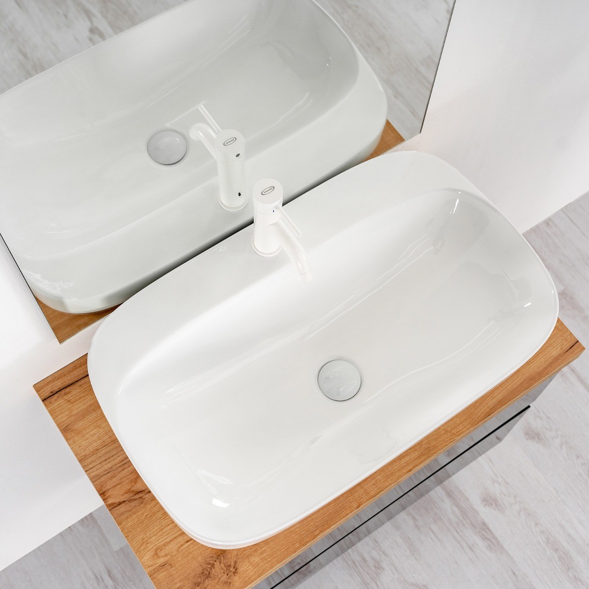 Lavoar Ceramica Dreptunghiular LAV43 70x42 cm