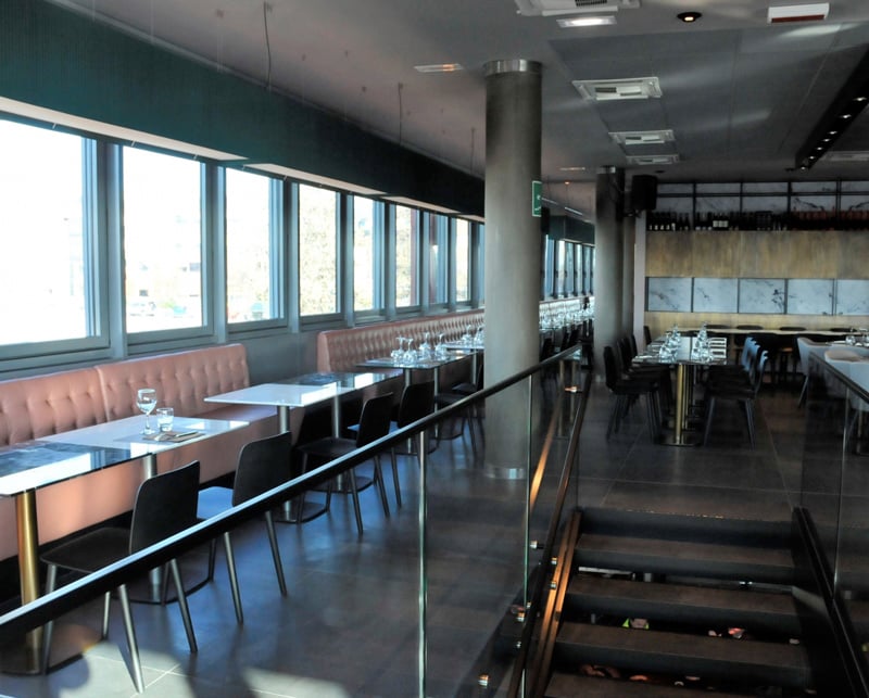 Restaurant urban cu priveliște | Inspirație Living Industrial