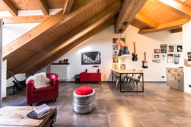 Mansardă urbană cu vibrații rock | Inspirație Living Industrial