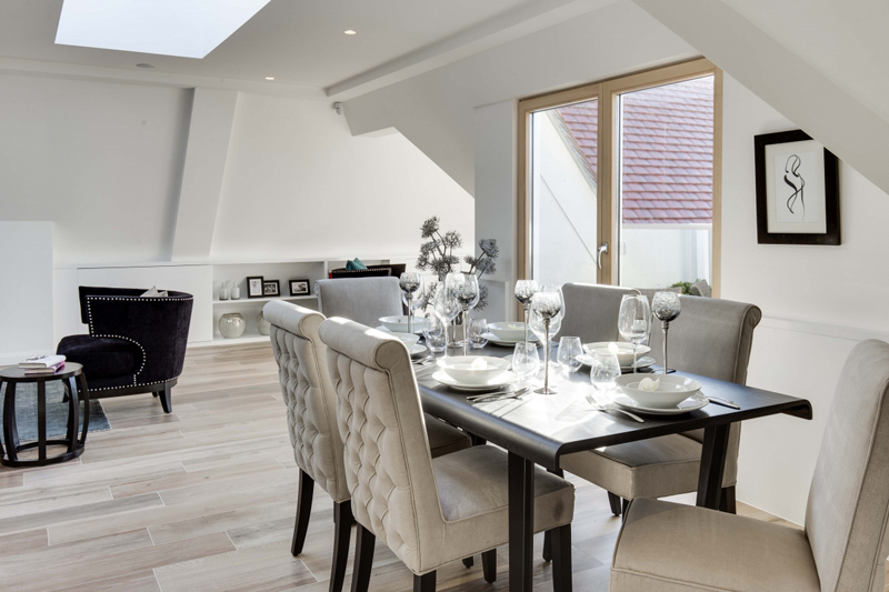 Dining în mansardă luminoasă | Inspirație Living Rustic