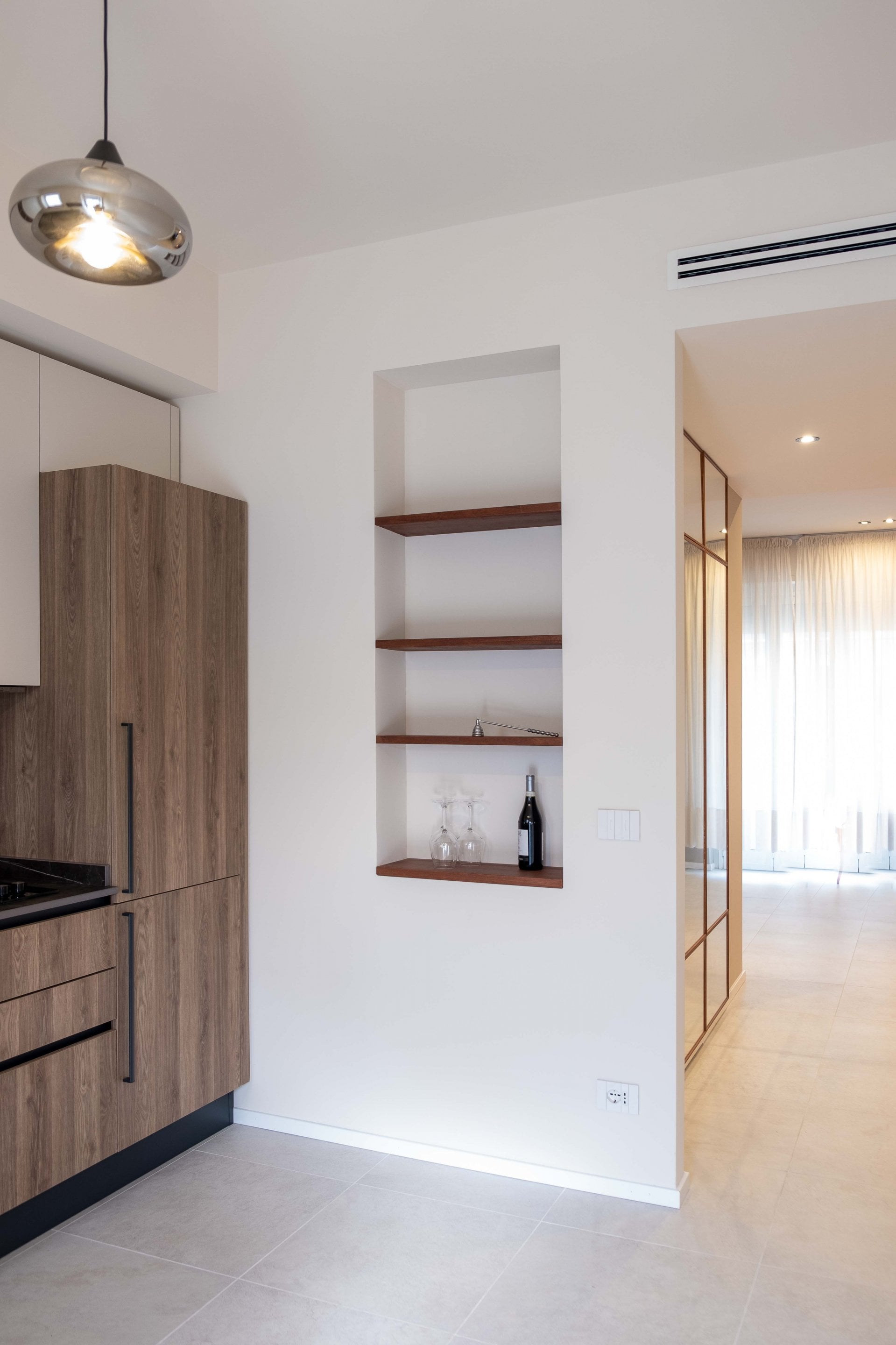 Bucătărie urbană cu accente calde | Inspirație Bucătărie Modern
