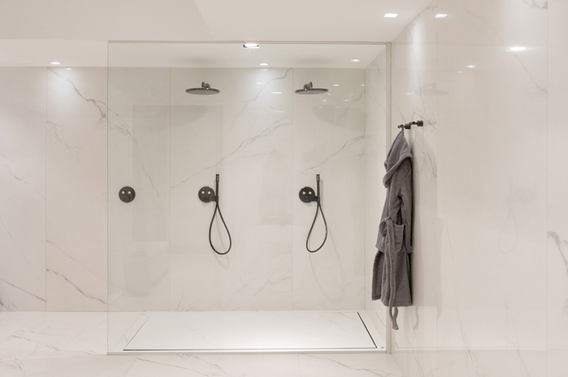 Duș spa cu lumină difuză | Inspirație Baie Luxe