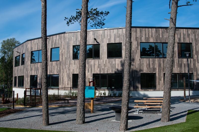Exterior modern în tonuri naturale | Inspirație Exterior Modern