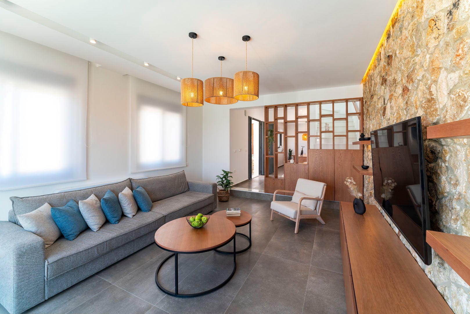 Living mediteranean cu accente naturale | Inspirație Living Mediteranean