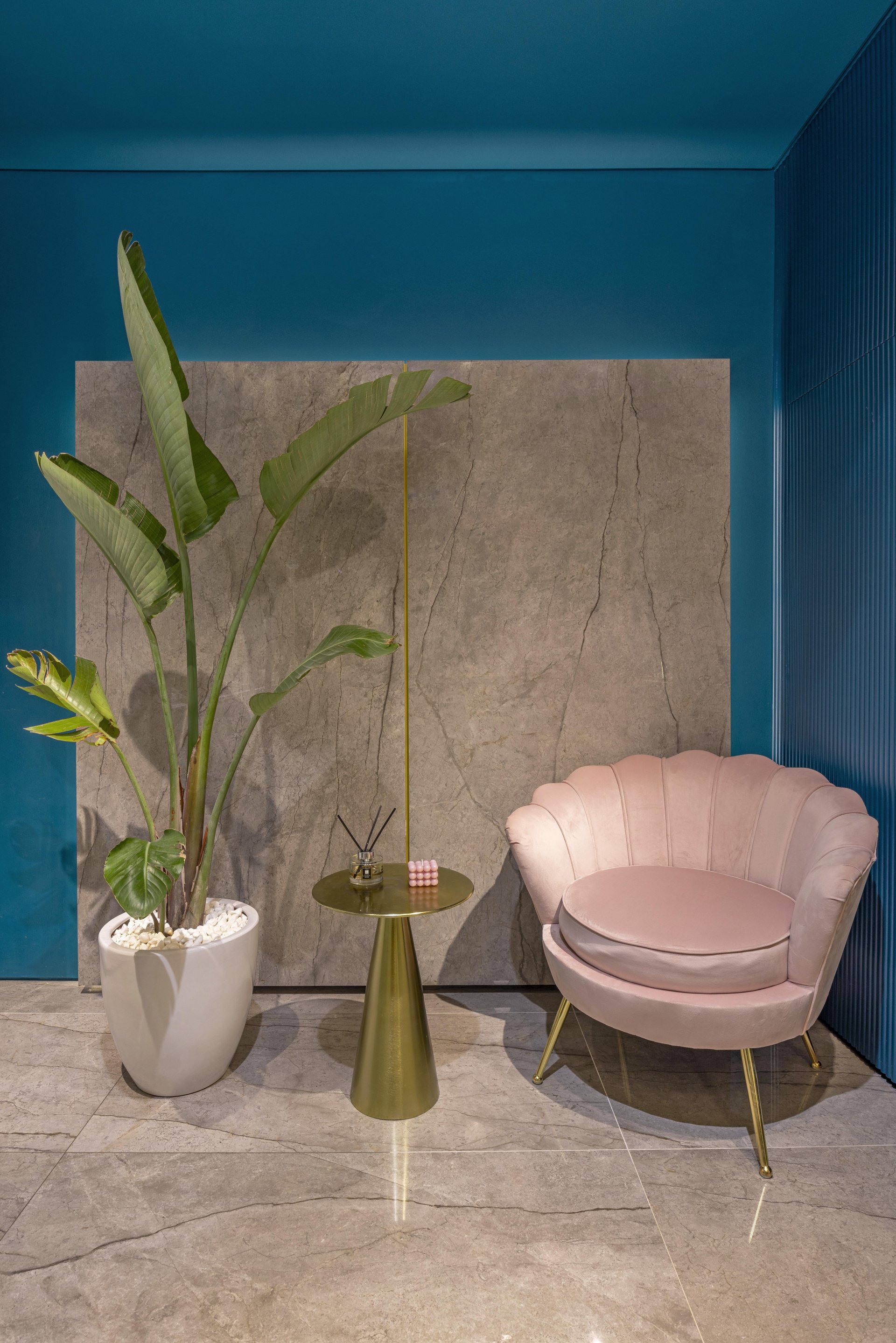 Hol de primire în tonuri pastel | Inspirație Living Luxe