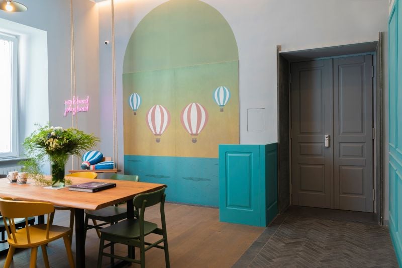 Hol primitor cu accente ludice | Inspirație Living Modern