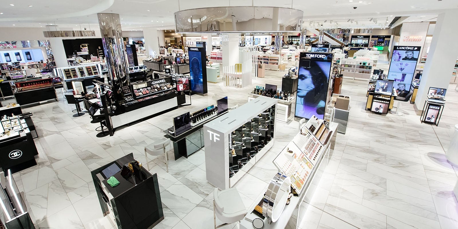 Selfridges | Inspirație Hol Modern