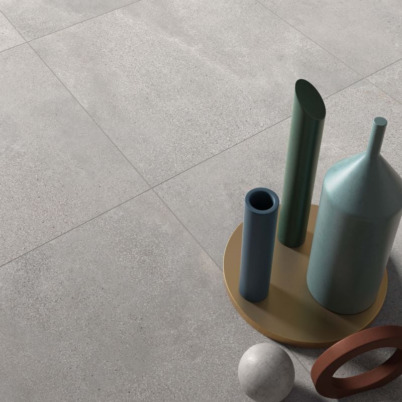 Pardoseală urbană cu accente discrete | Inspirație Baie Industrial