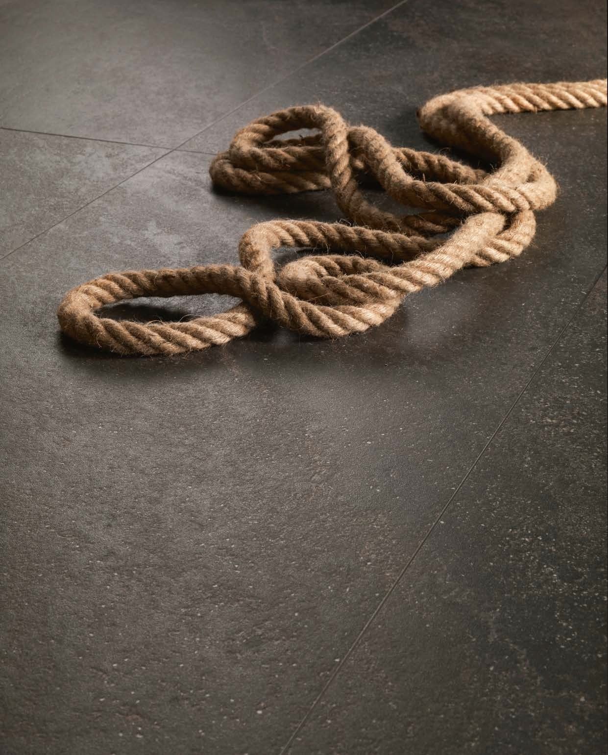 Hol industrial cu accente maritime | Inspirație Baie Modern
