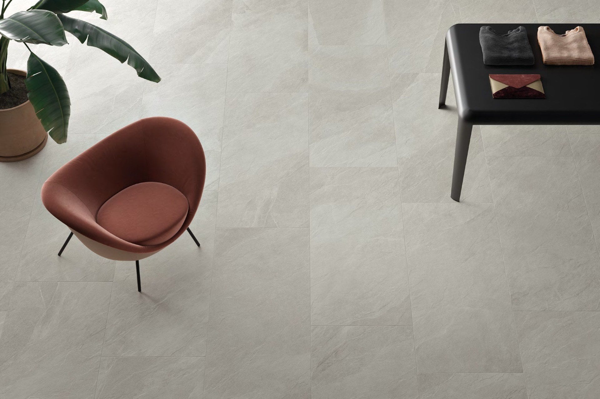 Living minimalist cu accente pastel