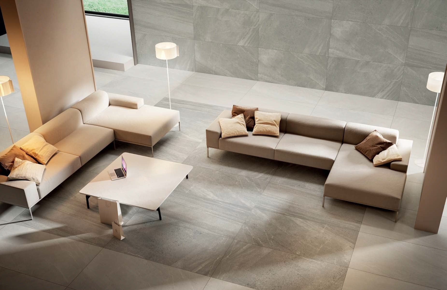 Living minimalist în tonuri reci