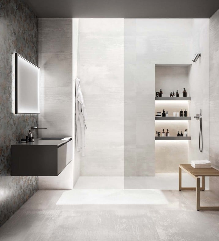 Baie modernă cu accente rustice | Inspirație Baie Minimalist