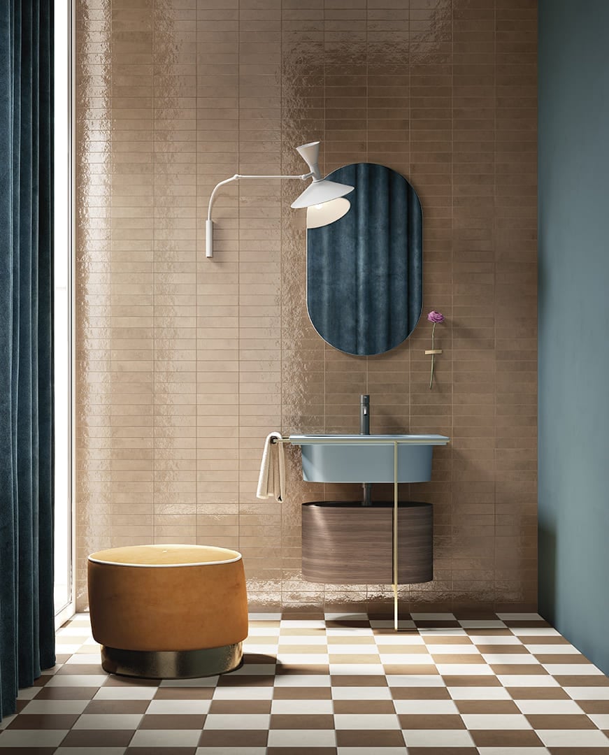 Baie retro cu accente calde | Inspirație Baie Modern