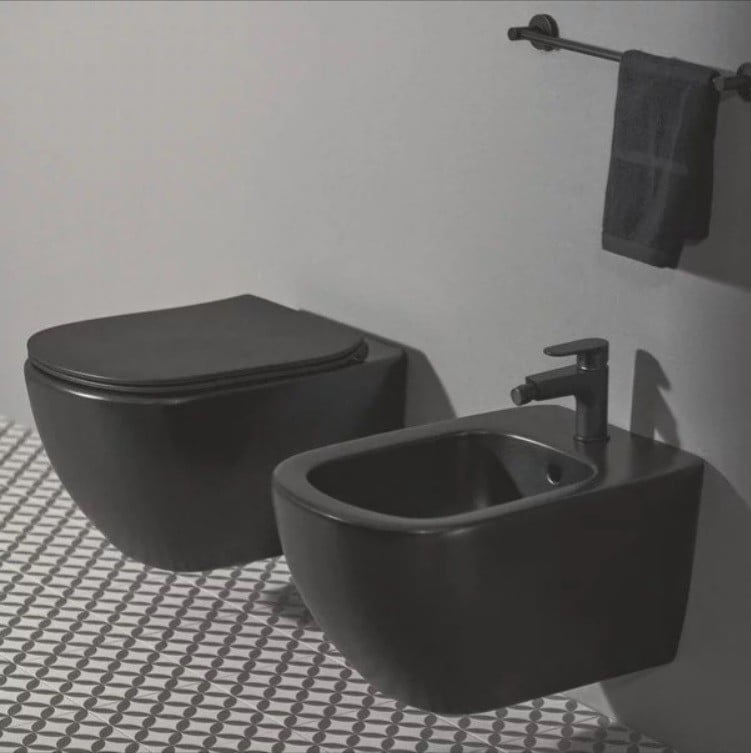 Baie minimalistă în tonuri monocrome | Inspirație Baie Minimalist