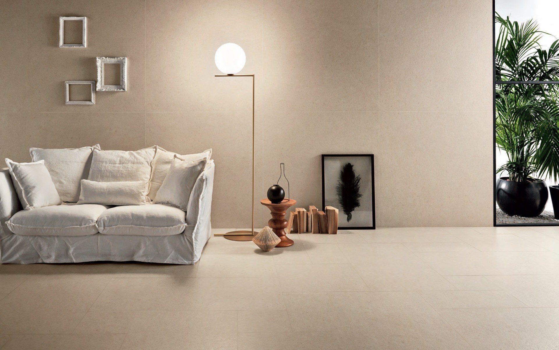 Living minimalist cu accente naturale | Inspirație Baie Modern