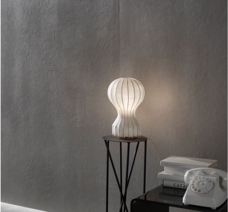 Ambient intim cu pereți texturati | Inspirație Living Industrial
