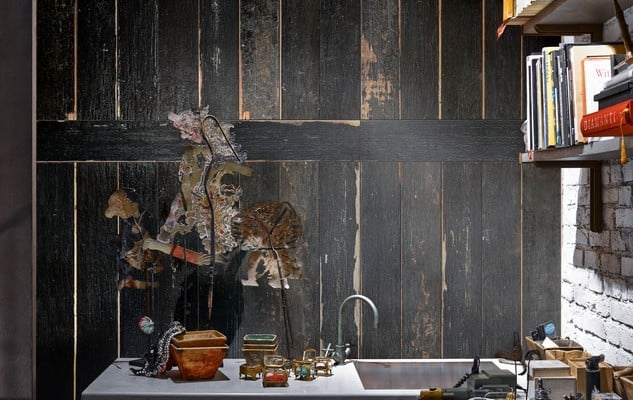 Atelier urban cu tonuri închise | Inspirație Bucătărie Modern