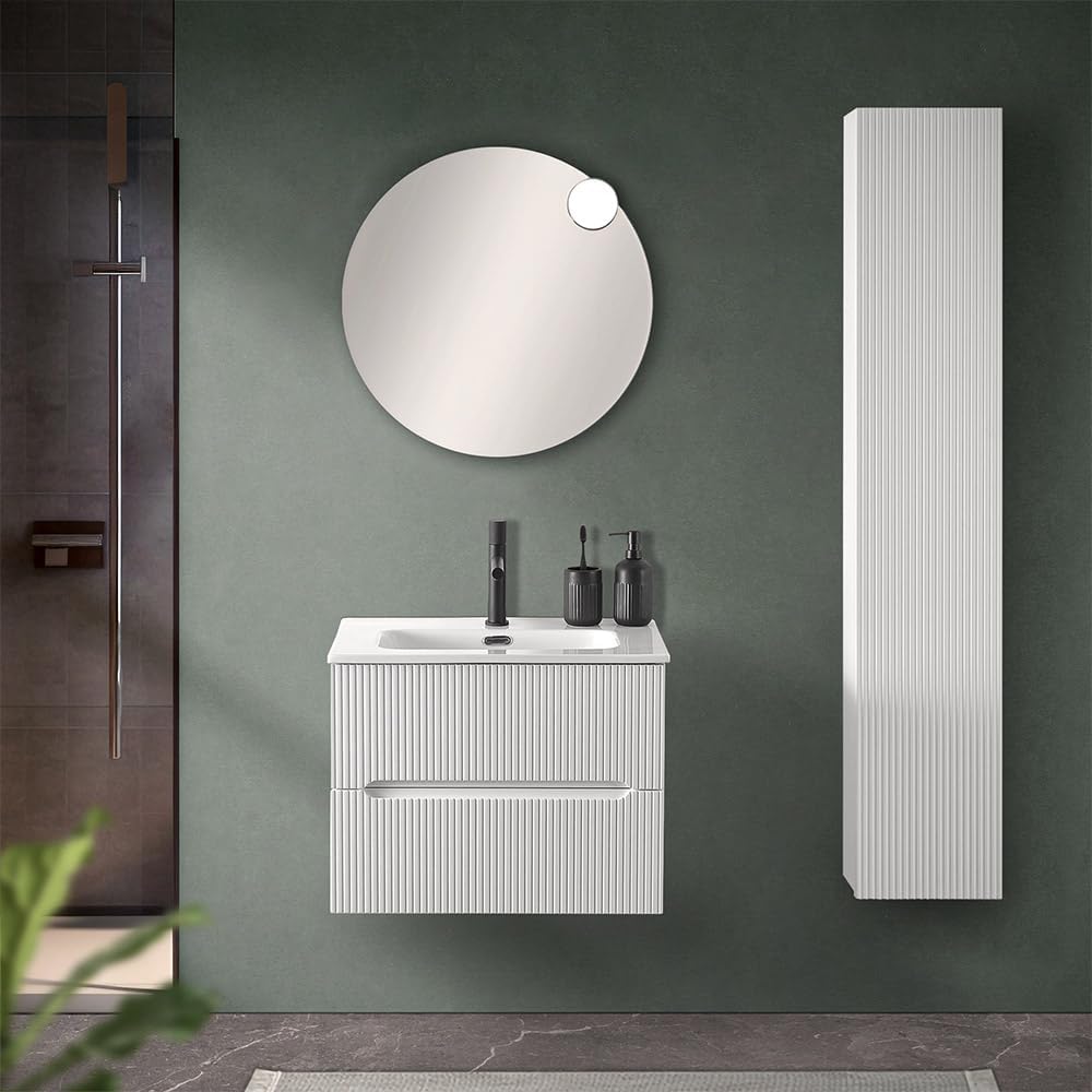 Baie modernă cu accente striate | Inspirație Baie Minimalist
