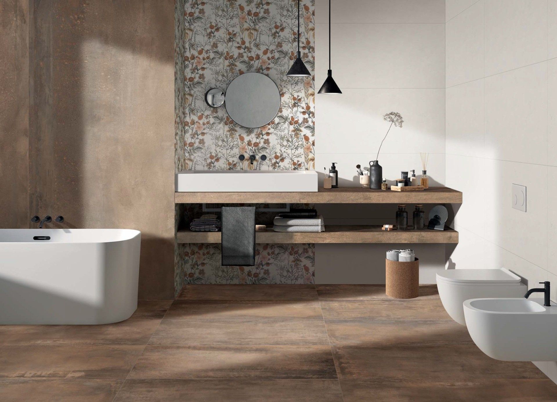 Baie caldă cu accente florale | Inspirație Baie Modern