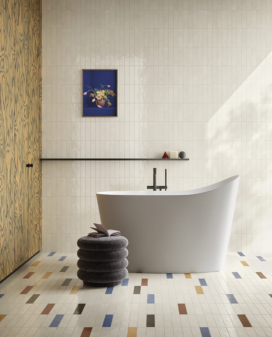 Baie modernă cu accente ludice | Inspirație Baie Modern