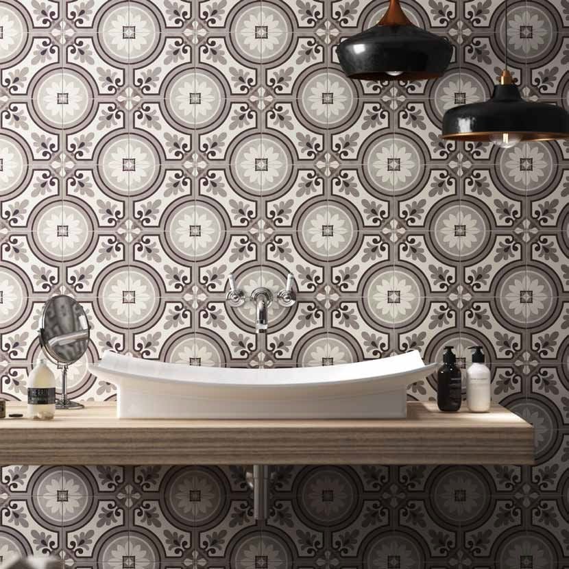 Baie cu accente mediteraneene | Inspirație Baie Modern