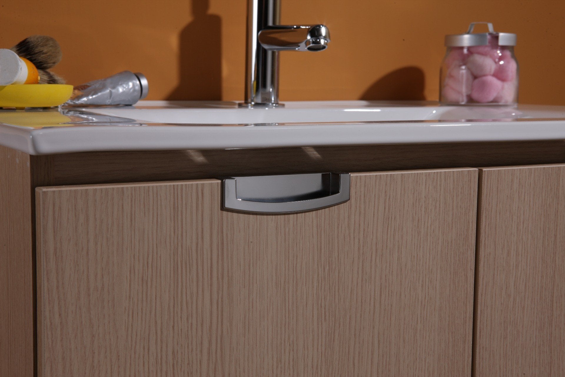 Baie simplă în tonuri calde | Inspirație Baie Modern