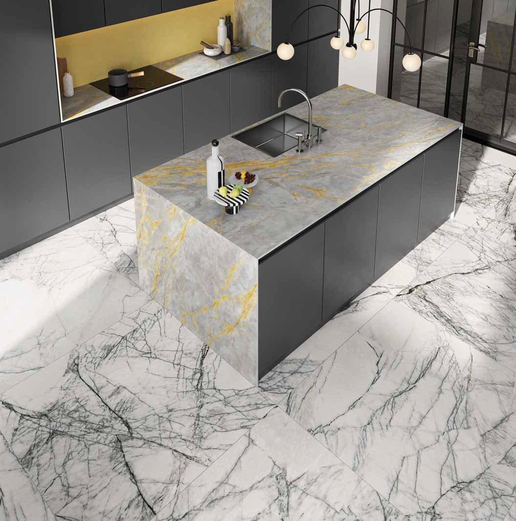 Bucătărie urbană cu accente aurii | Inspirație Baie Modern