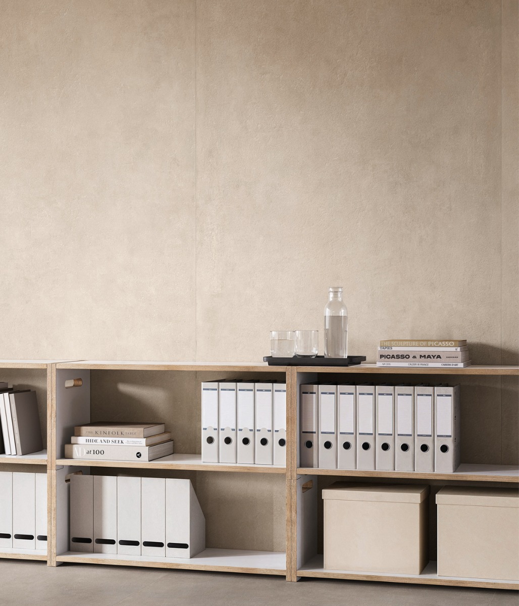Birou minimalist cu accente calde | Inspirație Baie Modern