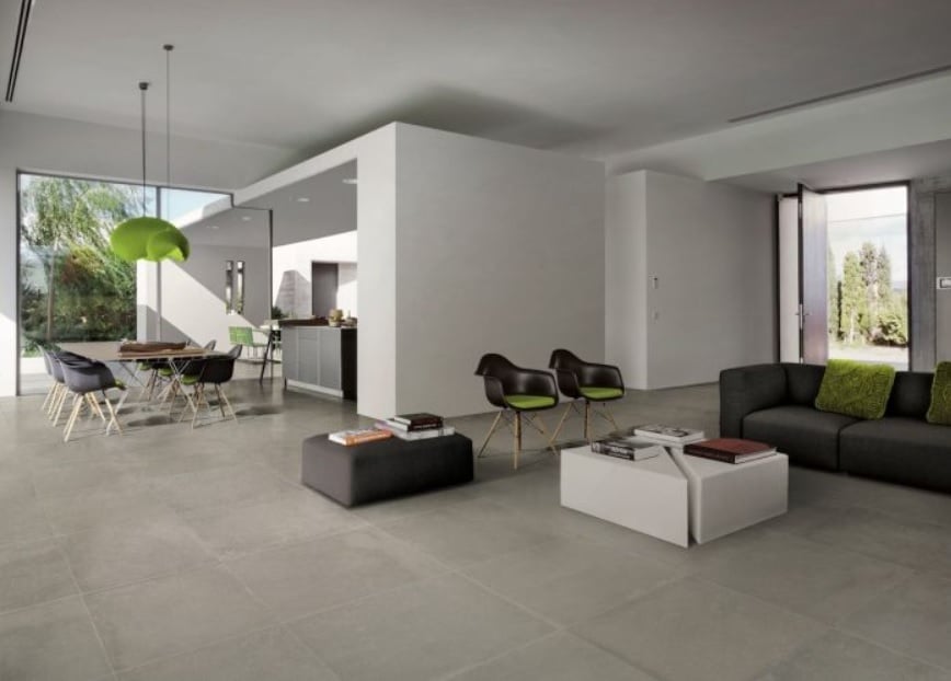 Living minimalist cu accente verzi | Inspirație Baie Modern