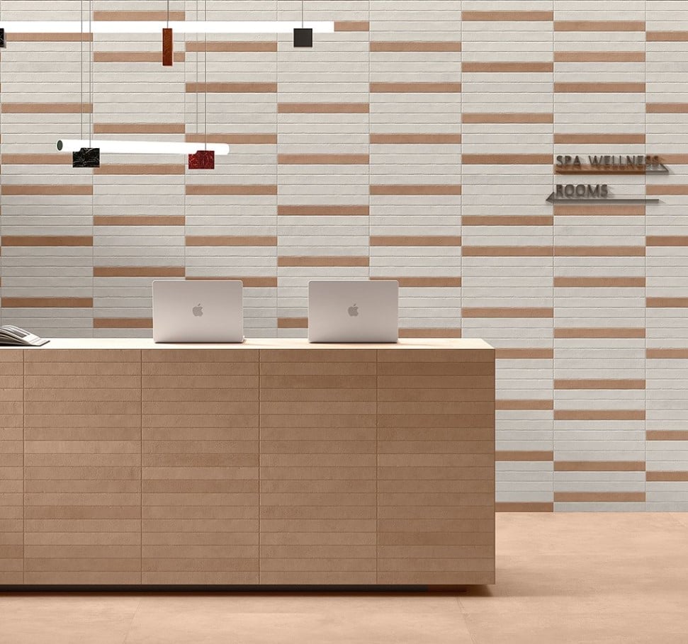 Recepție spa cu accente calde | Inspirație Hol Modern