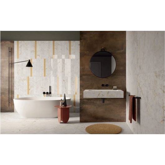 Baie modernă cu accente aurii | Inspirație Baie Modern