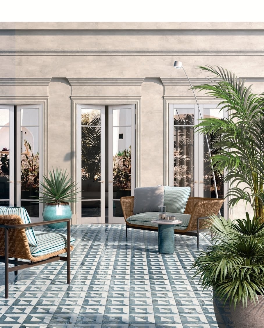 Terasă mediteraneană cu model vibrant | Inspirație Baie Modern