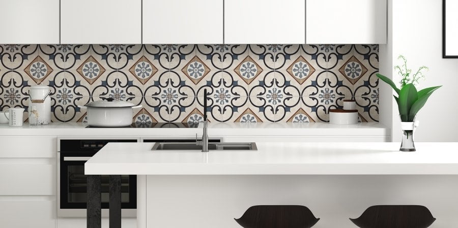 Bucătărie luminoasă cu accent mediteranean | Inspirație Bucătărie Modern