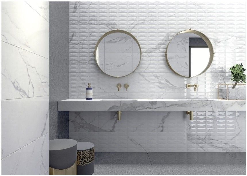 Baie modernă în marmură albă | Inspirație Baie Modern